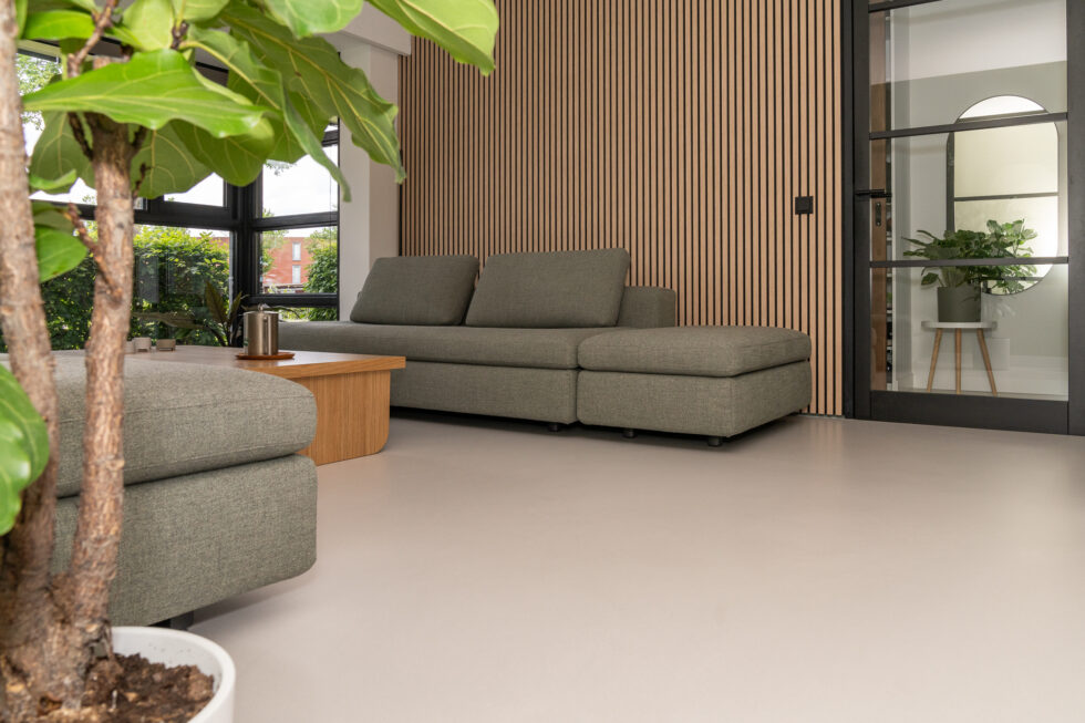 Kunststofvloeren, Gietvloeren, Deventer Soldicoat, sfeerbeelden, eindresultaat