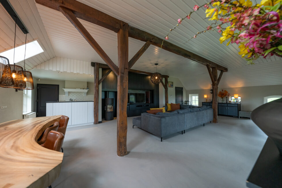 Kunststofvloeren, Gietvloeren, Deventer Soldicoat, sfeerbeelden, eindresultaat